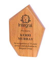 616R Solid Wood Award 23cm