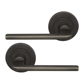 Chalet 64mm Large Rose Lever Set