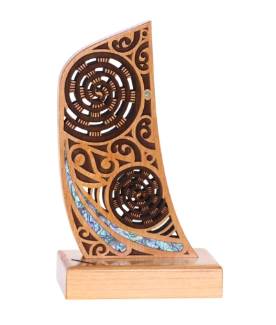 Cultural Waka Stern Large