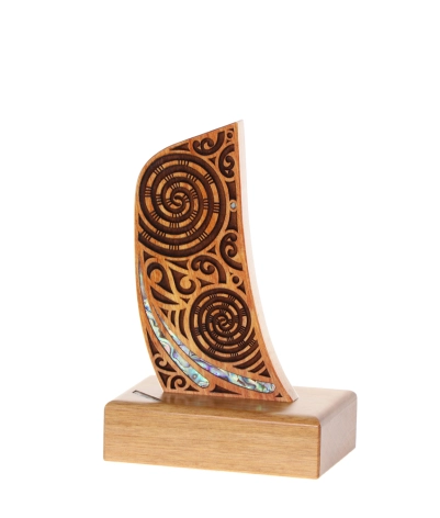 Cultural Waka Stern Small
