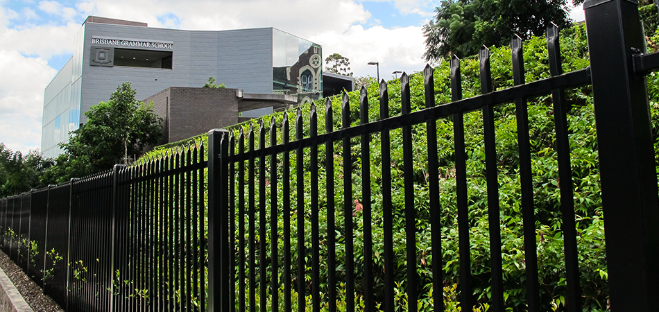 Hercules Security Fencing surrounding the front of a school