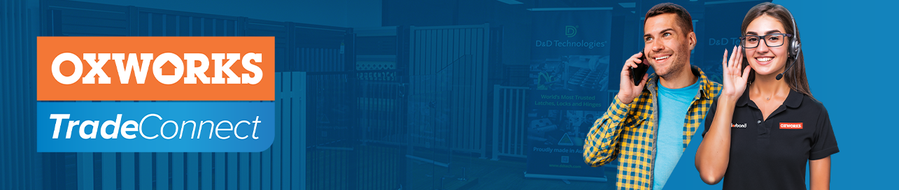 TradeConnect - Oxworks, a customer is connected on the phone to a call centre specialist