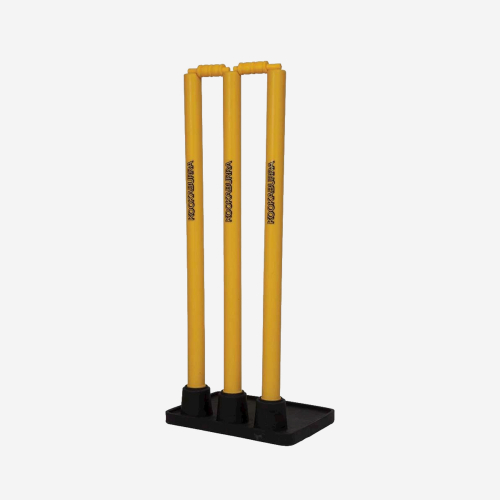 Kookaburra Rubber Base Plastic Stumps Set
