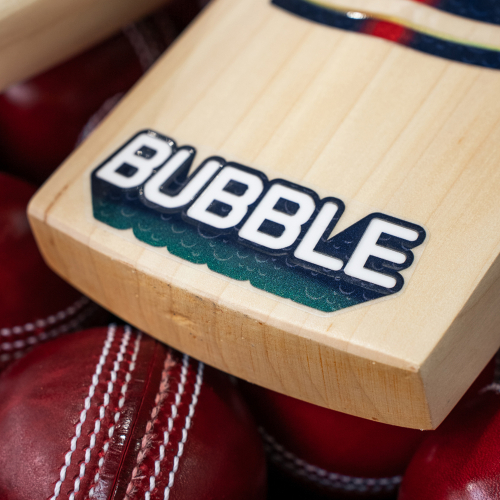 BUBBLE ALYSSA HEALY COMMEMORATIVE LE CRICKET BAT