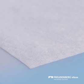 2016FW (Very light weight fusible backing / tracing paper)