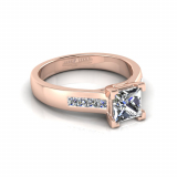 Upswept Channel Set Shank | Twist Four Claw Setting