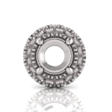 Single Scallop Set Round Halo Earring