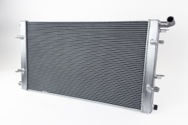 CSF 05-06 Ford GT High-Performance All-Aluminum Heat Exchanger