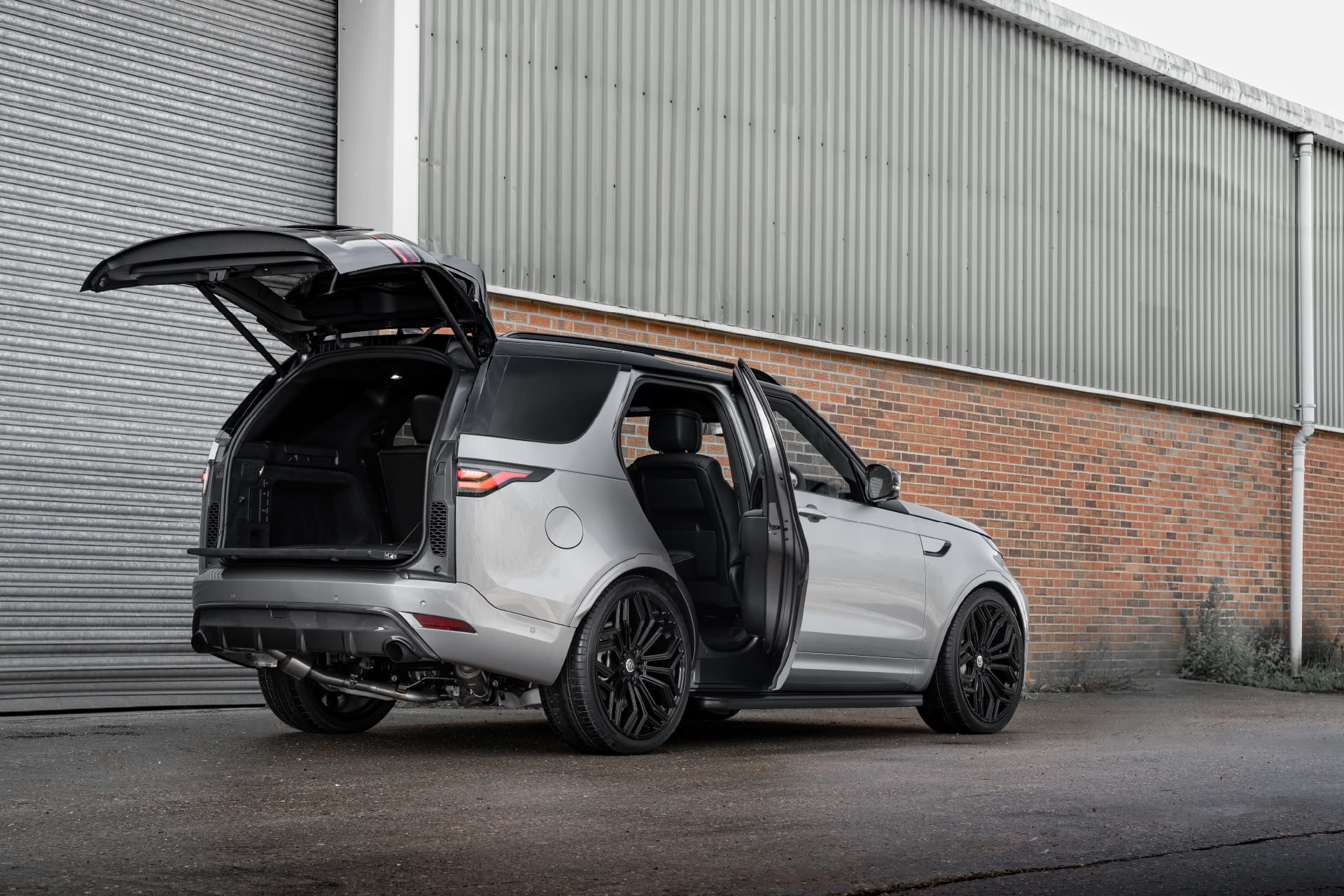 Discovery 5 Commercial