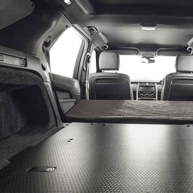 Classic Defender Side View